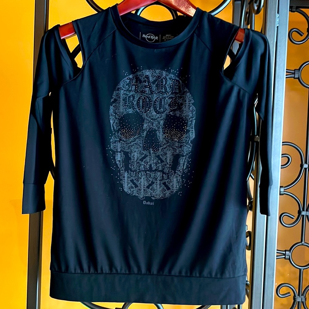 HARD ROCK CAFE SKULL DUBAI EDITION